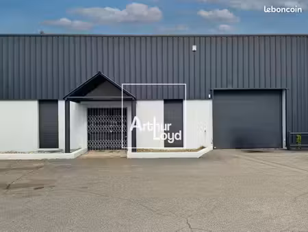local d'activité 420 m²