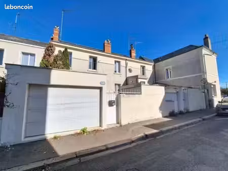 immeuble 6 pièces 107 m²