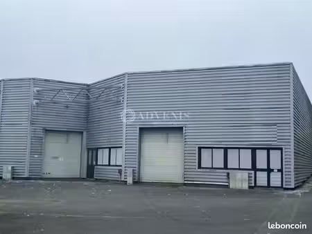 local d'activité 320 m²