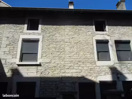 maison en pierre