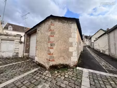 garage 1 pièce 55 m²