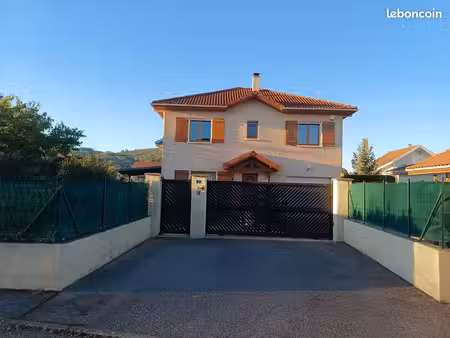 maison - 5 pièces - 125m²
