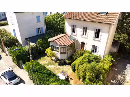 maison de ville 5 pièces 103 m²