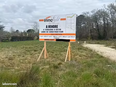 terrain 1086 m² canejan