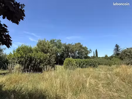 terrain 2 140 m² latresne