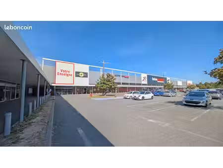 vente local commercial 245 m² liffré – 280 000 ttc