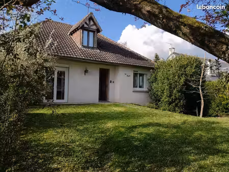 maison familiale au calme  vue sur la loire
