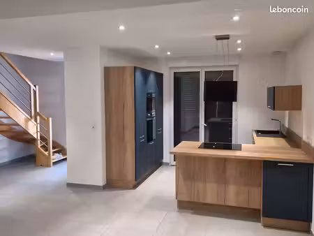 maison t6  très récente  saint cyr sur loire