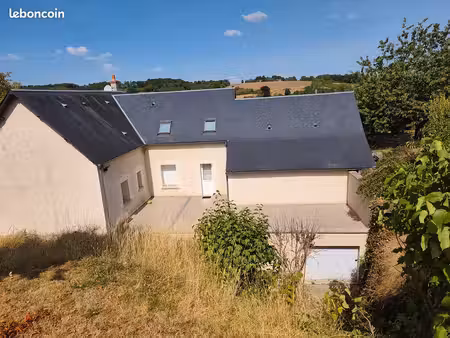 maison 142m2 avec terrain et caves