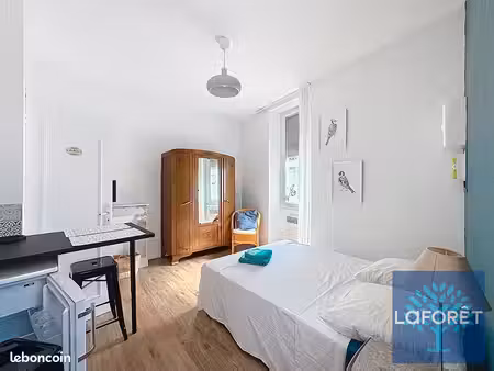 immeuble 6 pièces 79 m²