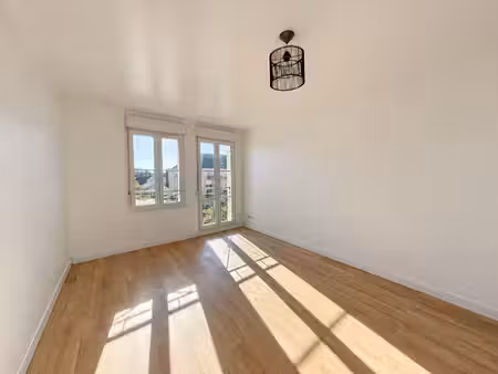 appartement 1 pièces 26 m² à louer melun 77000 ? | era immobilier
