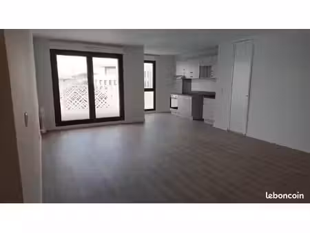 a louer saint-malo - quartier parame - appartement de type t4 recent