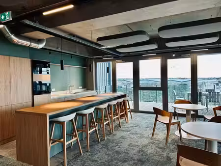coworking lorient 56100 11m² à 68m²