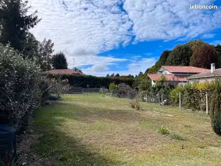 terrain 466 m² soustons