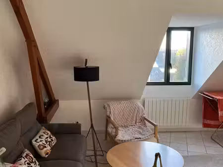 location t2 meublé avec parking