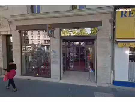 bureaux  local commercial 335 m² tours