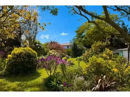 vente maison 10 pièces 235 m² à le bois-plage-en-re (17580)  1 045 000 €