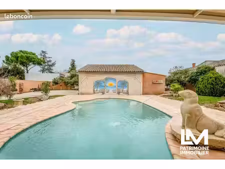 villa 5 pièces 156 m²