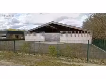 local d’activités à vendre - z.a. de la loge / azay-le-rideau