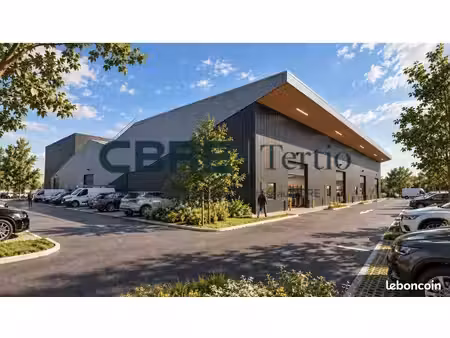 local d'activite 2318 m² joué-lès-tours