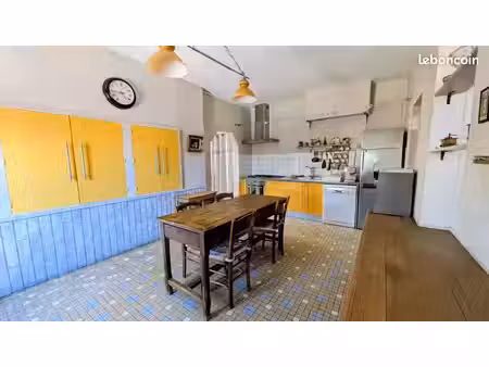 maison de ville 6 pièces 169 m²