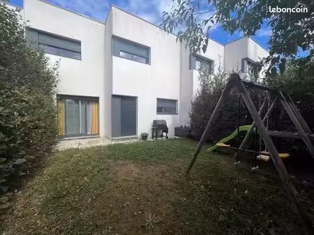 maison 4 pièces 81 m²