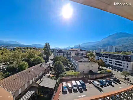 appartement 102m2 • 5 pièces • 3 chambres • vue 3 massifs • eaux claires / libération