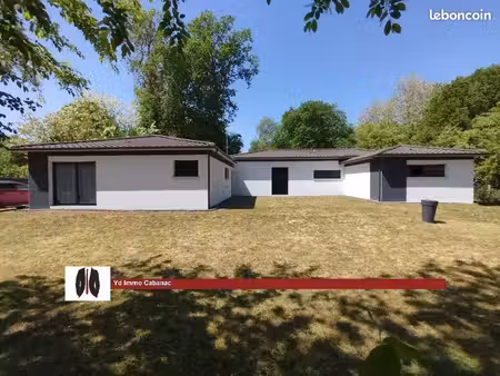 propriété 6 pièces 245 m²