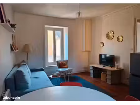 la haie fouassiere – t2 42 m² – locataire en place – rentabilité 6 1 %