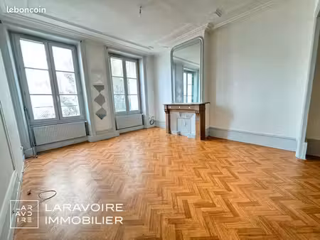 appartement 3 pièces 75 m²