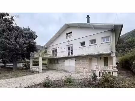 maison 4 pièces 126 m²