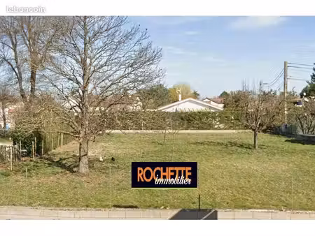 terrain 980 m² saint andre le puy