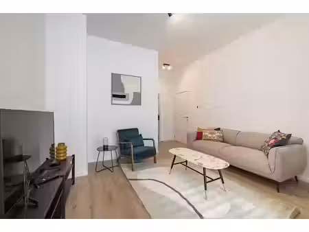 ixelles – superbe duplex rénové avec jardin