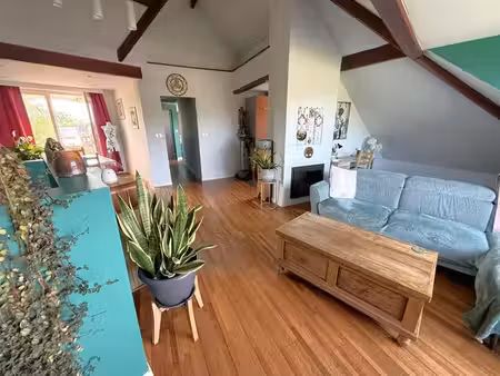 ruim appartement met terras op topligging!