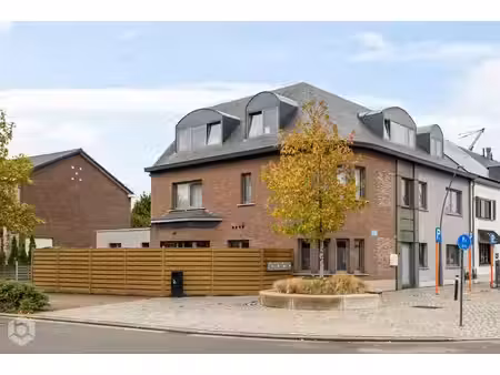 opbrengsteigendom met 4 app. in het centrum van berlaar -...