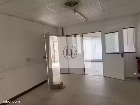 inconnu 2 pièces 97 m²