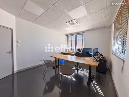 bureaux 120 m²