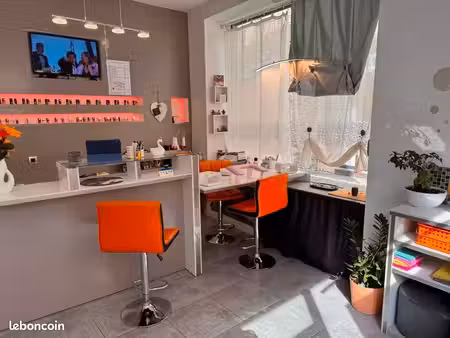 salon bar à ongles