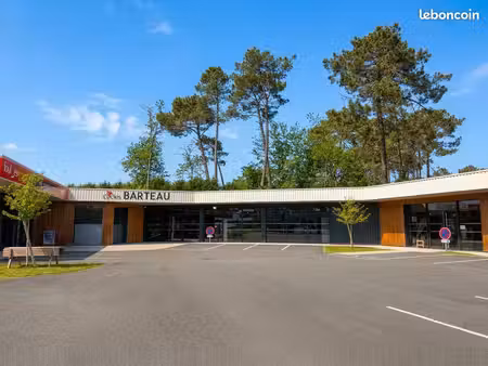 local commercial 536 m² dax