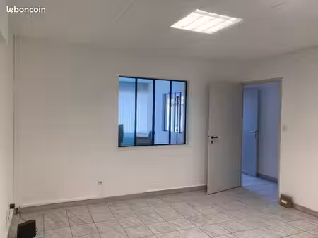 bureau d’avocat à louer