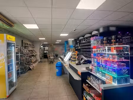 fonds de commerce bar  fdj  pmu 220 m²
