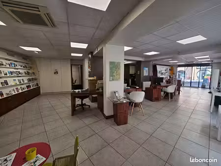 local commercial 128 m² le pont de beauvoisin
