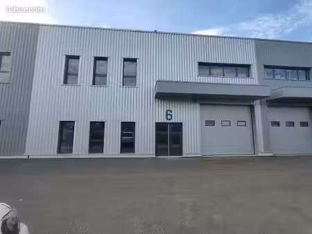 local commercial 286 m² bourgoin jallieu