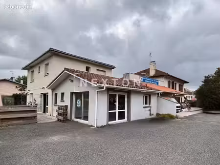 local commercial 105 m² saint vincent de tyrosse