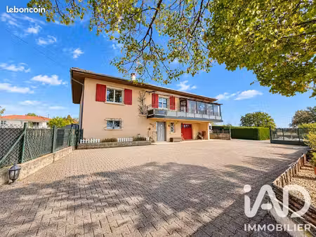 maison 5 pièces 142 m²