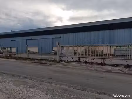 batiment 431 m2 à louer vic la gardiole 34