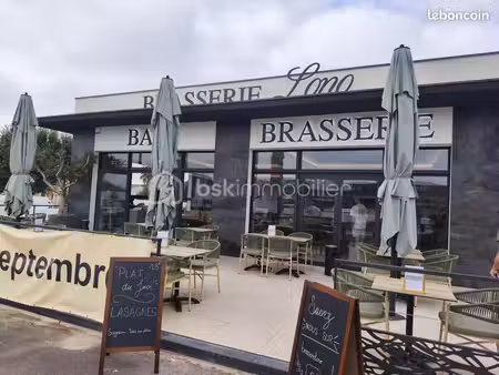 local restaurant  brasserie 175 m²