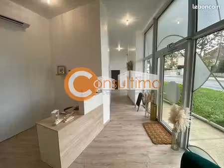 local commercial 78 m² carbon blanc