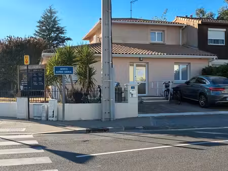 sous-location de cabinet de soins a cauderan