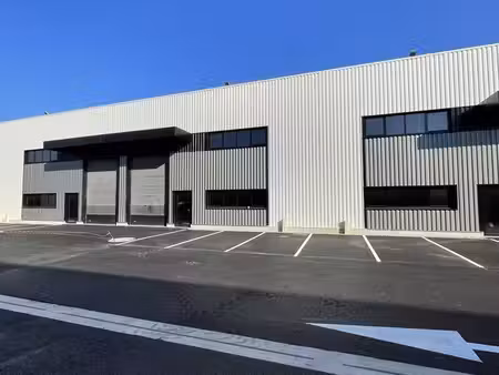 local activité / entrepôt 217 m² + mezzanine – mérignac